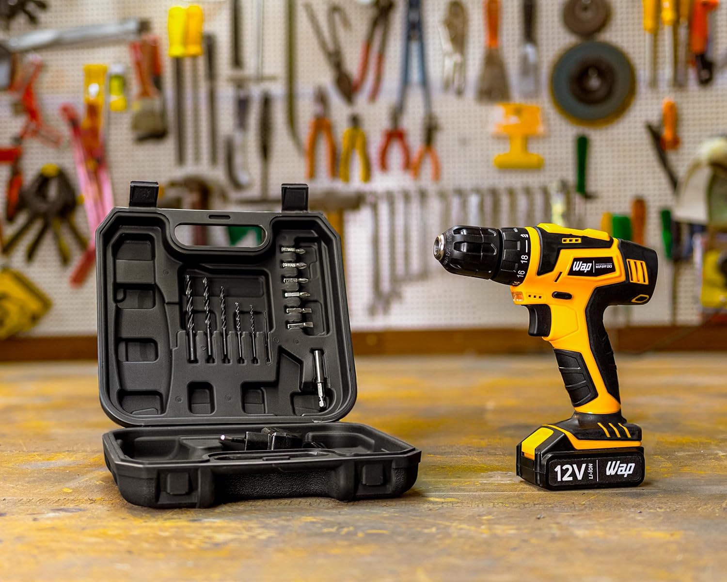 Parafusadeira e Furadeira à Bateria 12V WAP BPF-12K3 com Kit 13 Acessórios e Maleta – Bivolt - Imagem 3